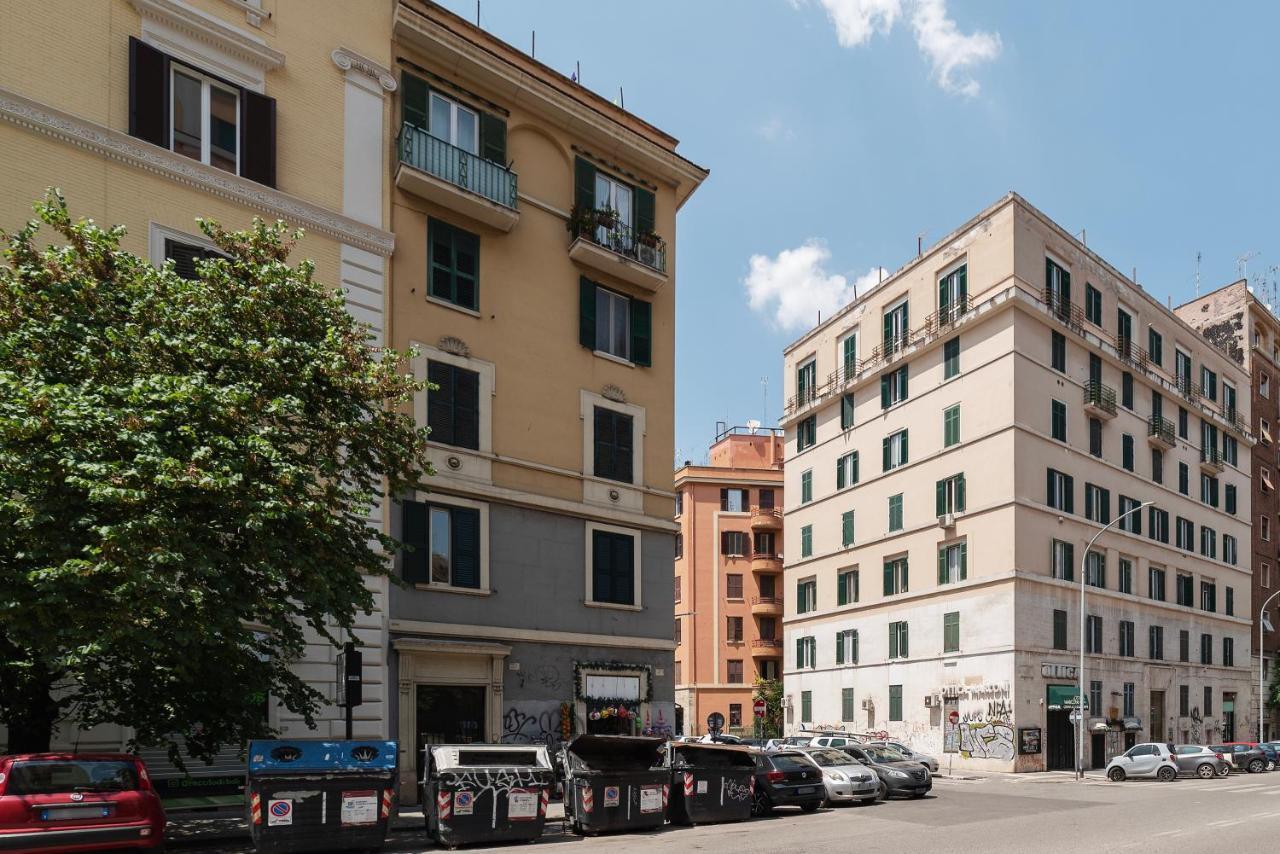 Functional Apartment - Piazza Re Di Roma Dış mekan fotoğraf